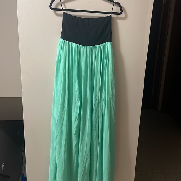 Corset top flowy maxi dress - Picture 4 of 6